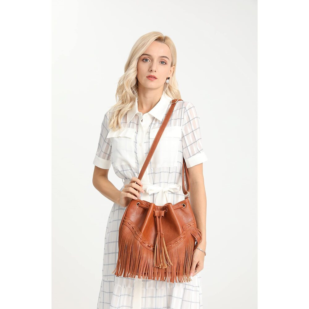6916 Leather Bucket Bags Crossbody Fringe Purses with Drawstring Tassel - Picture 2 of 7